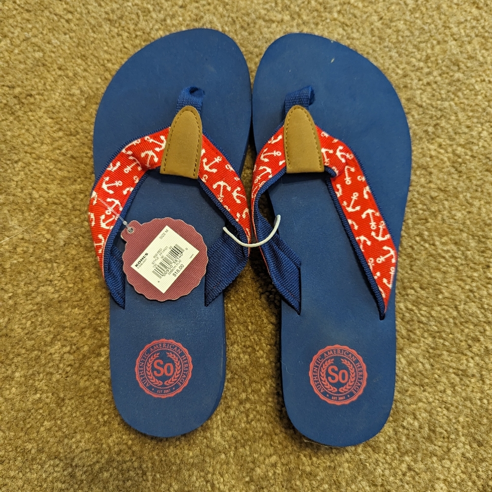 SO nwt flip flops